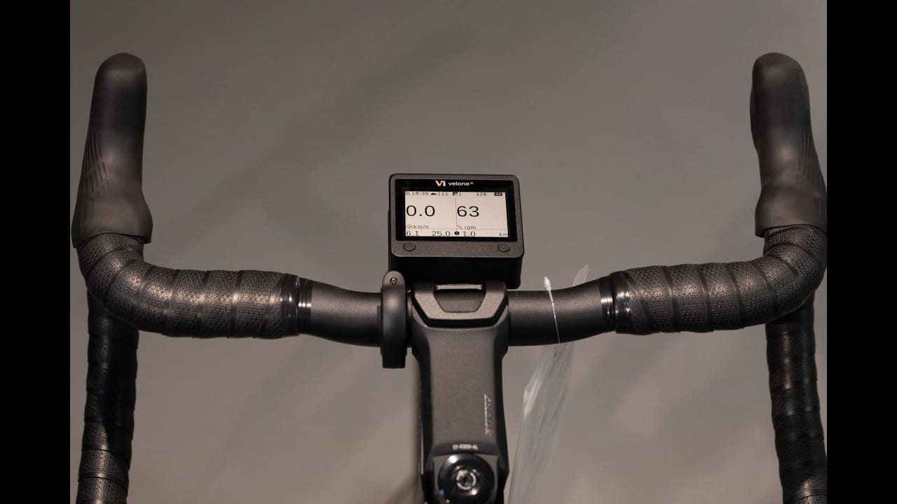 Preview image of the Velone V1 product video